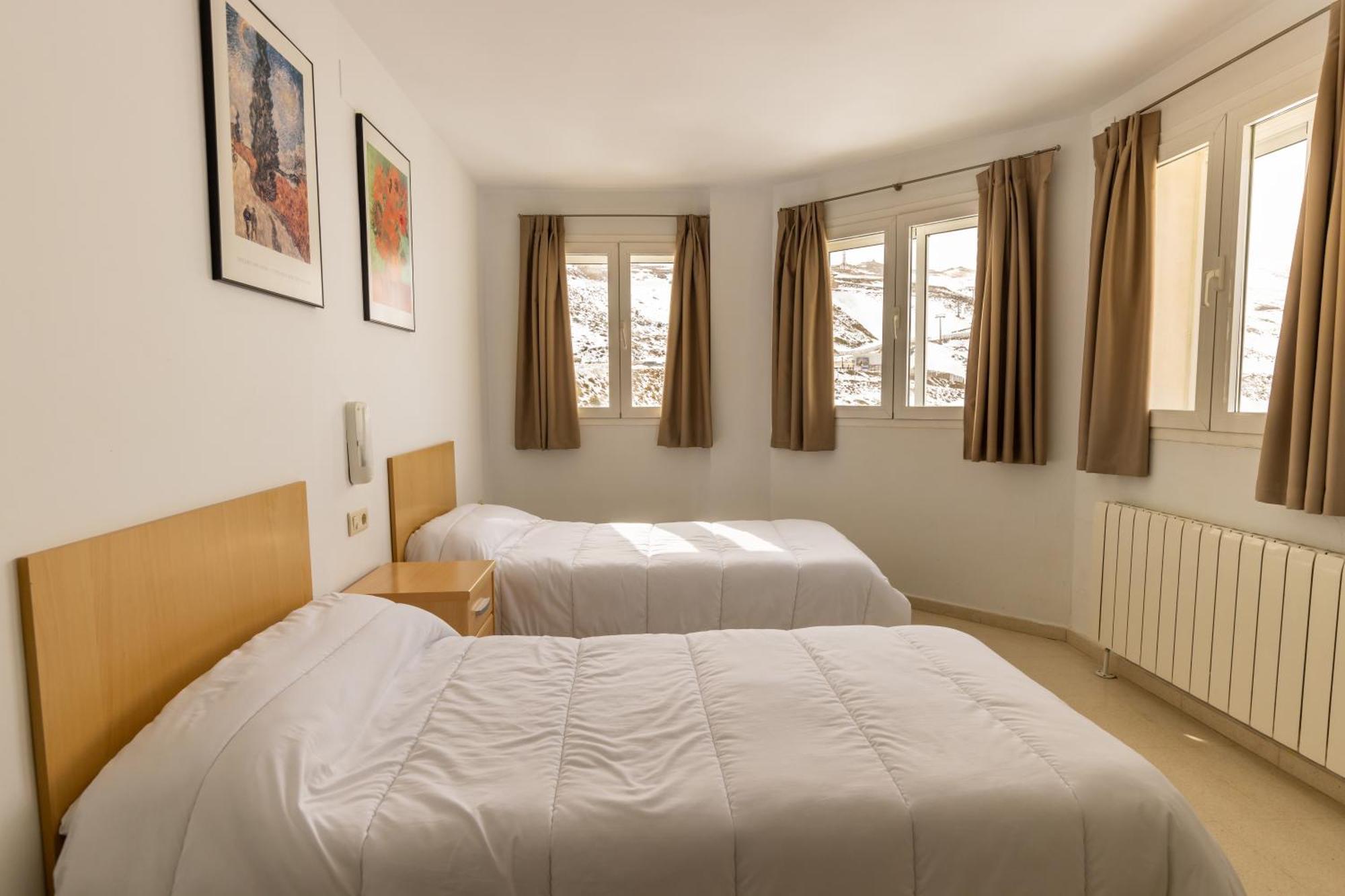 Albergue Inturjoven Sierra Nevada Zewnętrze zdjęcie