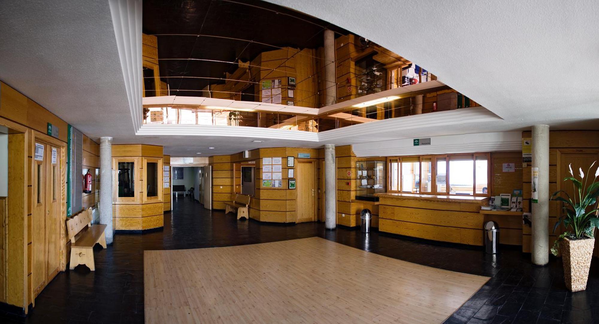 Albergue Inturjoven Sierra Nevada Zewnętrze zdjęcie